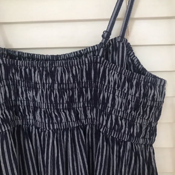A New Day Smocked Striped MIDI Dress Spaghetti Strap Pockets Blue & White
XS - Picture 9 of 13